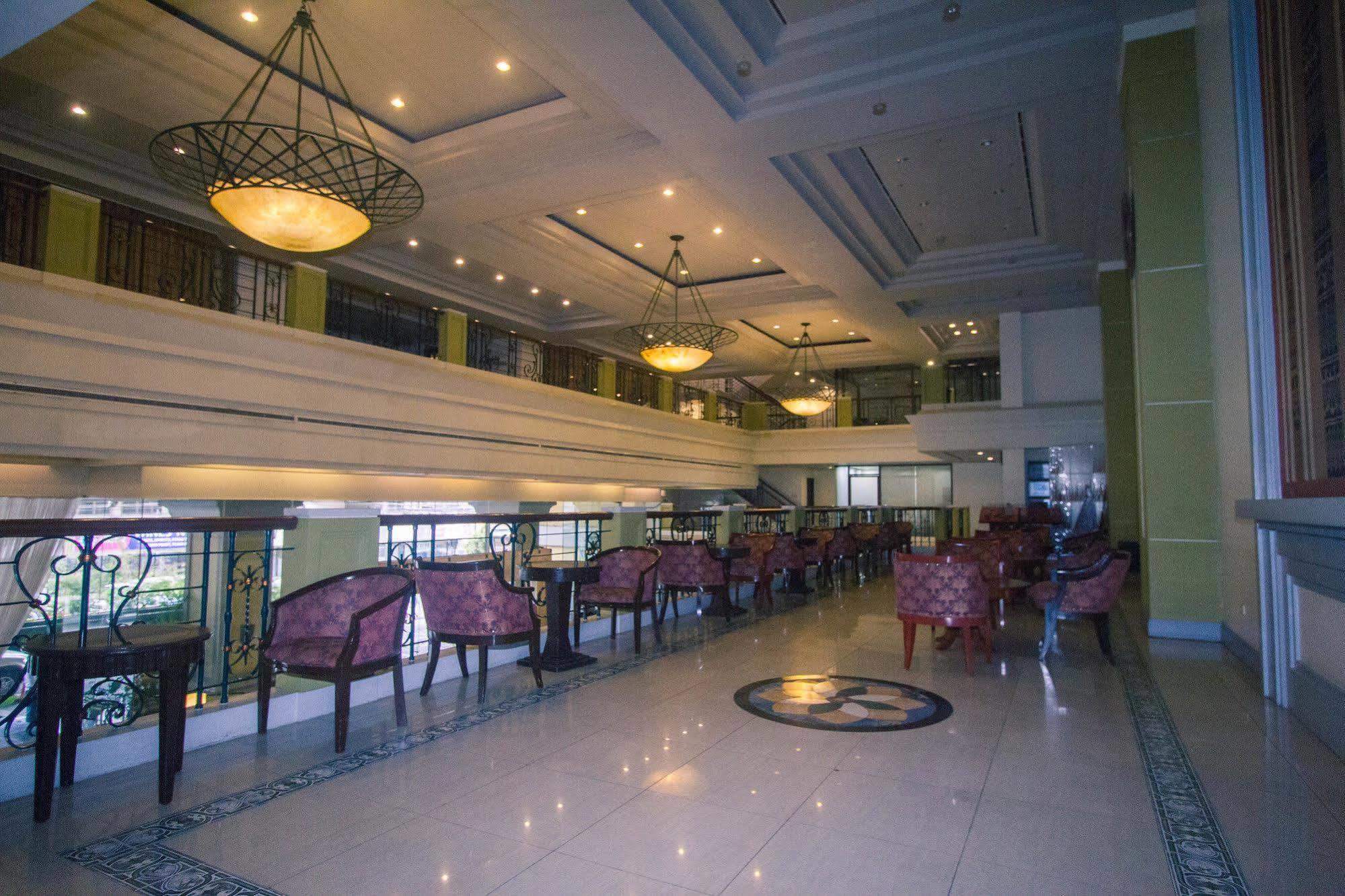 The Royal Mandaya Hotel Davao City Kültér fotó