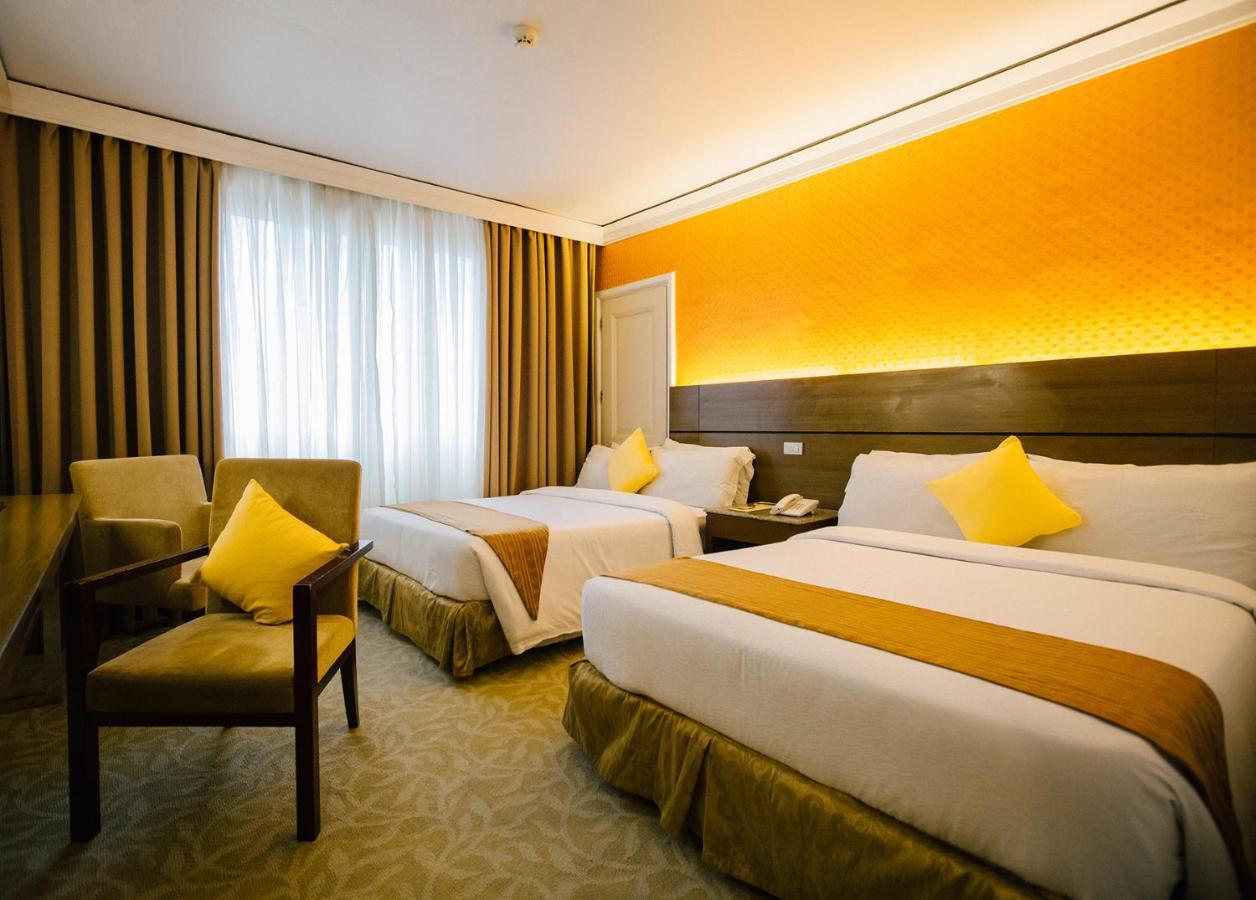 The Royal Mandaya Hotel Davao City Kültér fotó